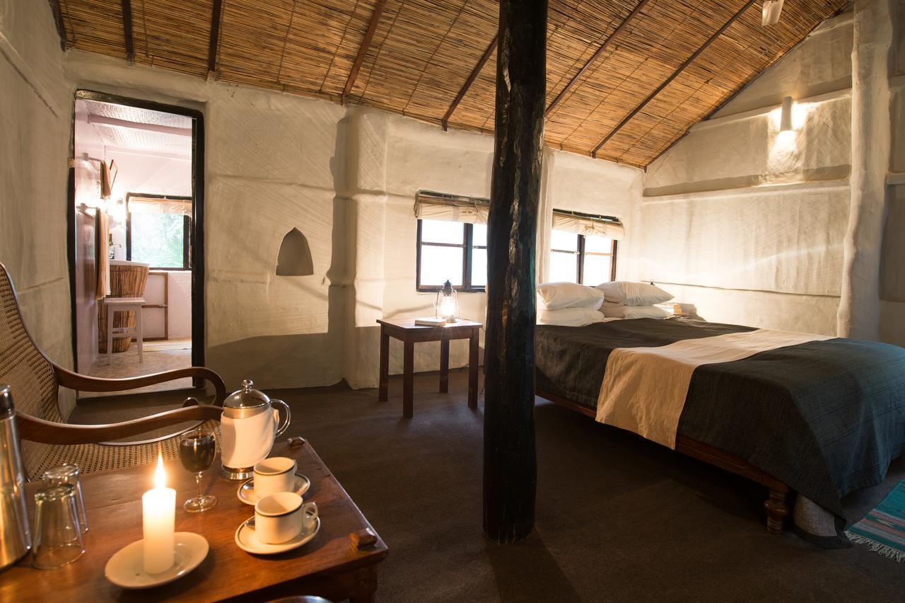 ไทเกอร์ ท็อป ฐารุ ลอดจ์ Hotel จิตวัน ภายนอก รูปภาพ